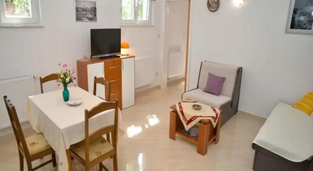 Apartments Divna, Забронировать Апартаменты/квартира Муртер 