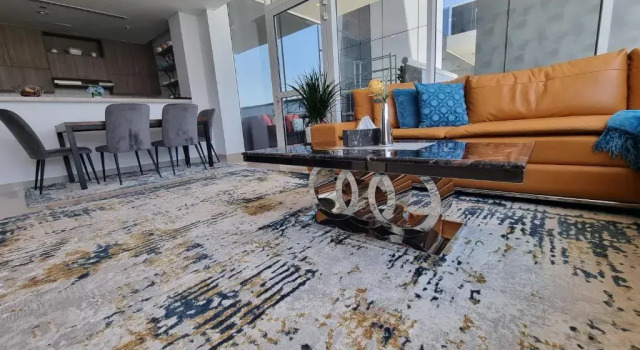 LUXURY 2 Bedroom Apartment in GATEWAY Residence