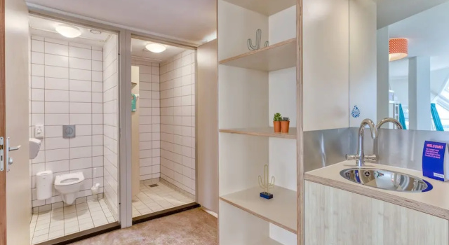 Четырёхместный номер Economy Stayokay Hostel Rotterdam - fully renovated April 2026