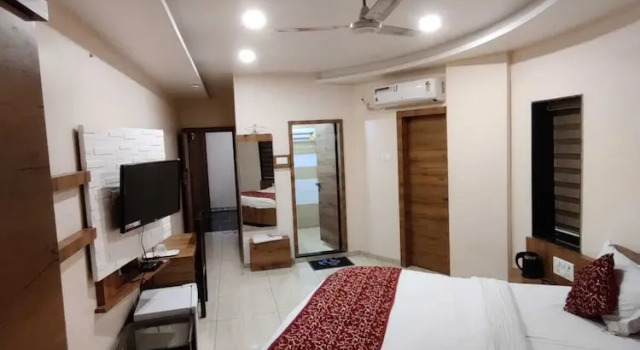 Номер Comfort Hotel Balaji Palace