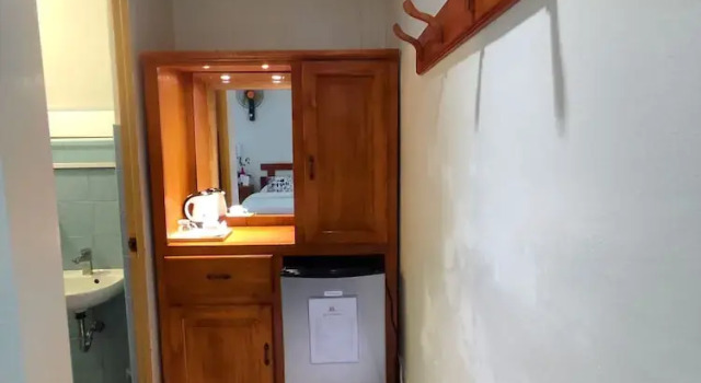 Трёхместный номер Standard с видом на сад Olana Bed and Breakfast