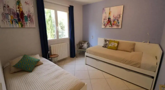 La Cèzenole, Varaa Hotelli Mejannes-le-Clap Gard