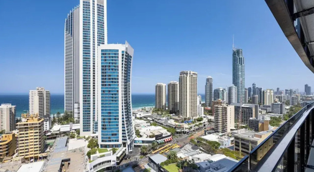 Апартаменты c 1 комнатой с балконом и с видом на океан Circle on Cavil Holidays Gold Coast