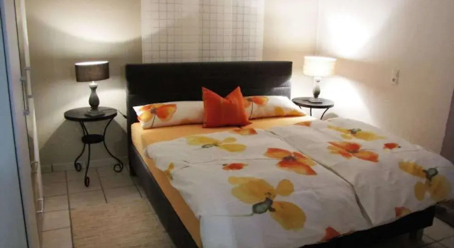 Spacious Apartment in Vulkaneifel, Boek Appartement Ulmen 