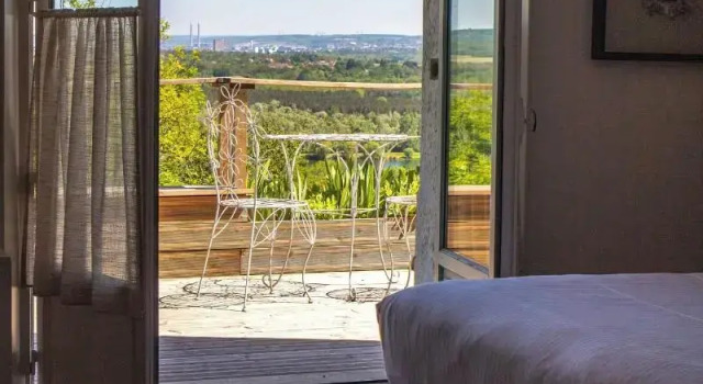 Четырёхместный номер Standard с видом на реку Domaine De La Corniche