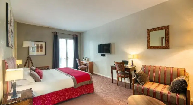 Standardowy dwuosobowy pokój Hotel d'Aragon