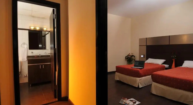 Семейный люкс Suite Hotel Chrome - Beirut