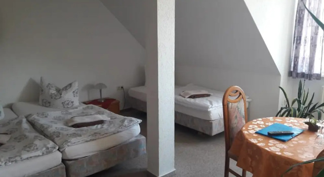 Gasthaus & Pension St.Peter, Book Hotel 3-Star Hotels in Rennsteig, 3*