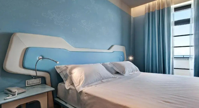 Семейный номер Deluxe JR Hotels Bari Grande Albergo delle Nazioni