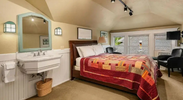 Номер Standard Seattle Gaslight Inn