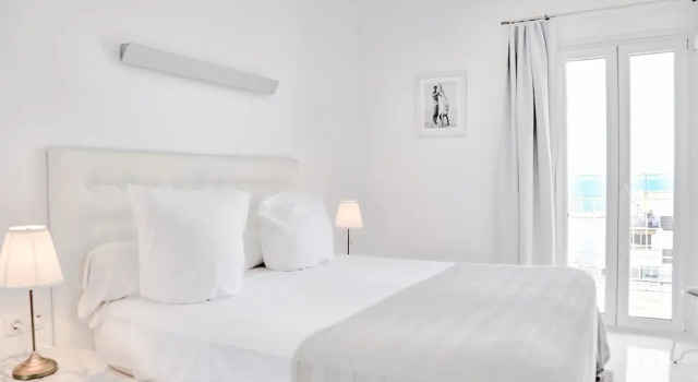 Двухместный номер Classic с балконом Hotel Zhero