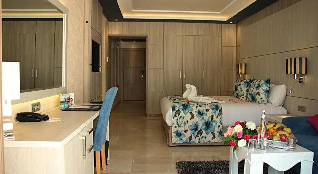 Полулюкс Zaki Hotel