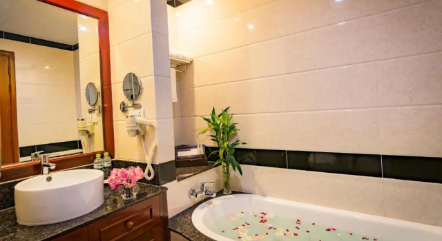 Двухместный номер Deluxe Phnom Penh Katari Hotel