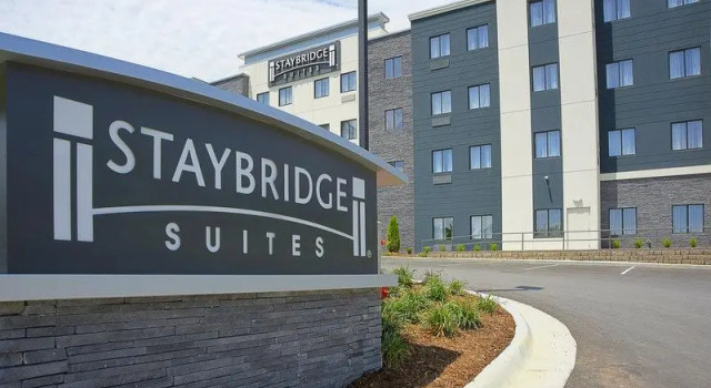 Кровать в общем номере Staybridge Suites - Little Rock - Medical Center by IHG