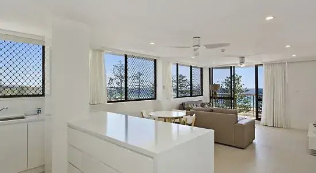 Aries Holiday Apartments, Prenota Appartamento Hotel a Queensland con piscina, Piscina