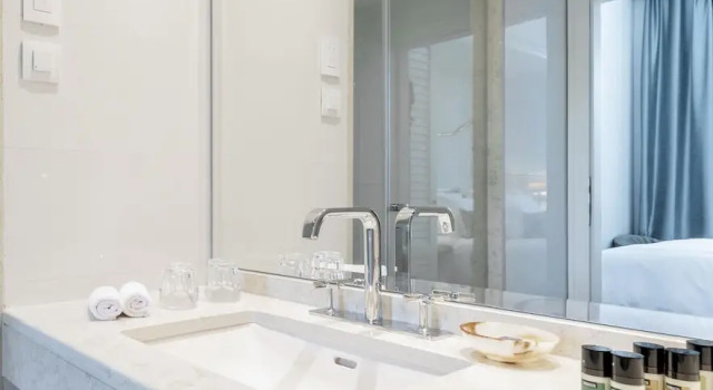 Номер Premium Riva Marina Hvar Hotel