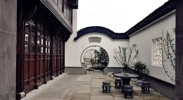 New Century Yanguan Ancient Town, Prenota Hotel Hotel 5 stelle a Jiaxing, 5*