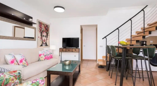 Коттедж Home2Book Charming Casa Tara