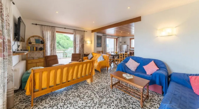 Villa Nuria, Забронировать Отель Ла-Эскала Alt Empordà, рядом с Les Barques Beach