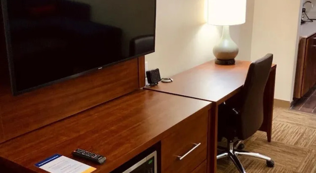 Люкс Comfort Suites Cedar Park - Austin Northwest