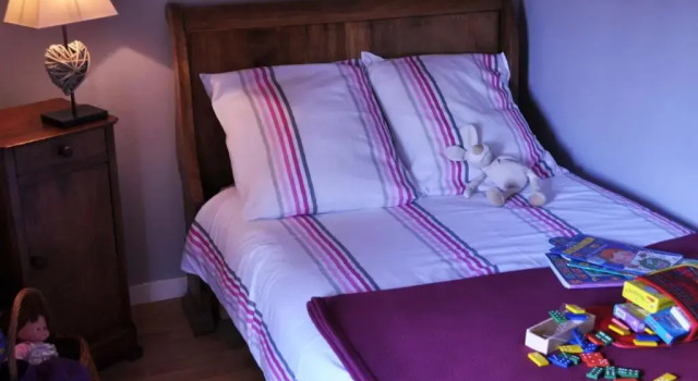 la Ferme aux abeilles, Rezervovat Hotel Ambierle 