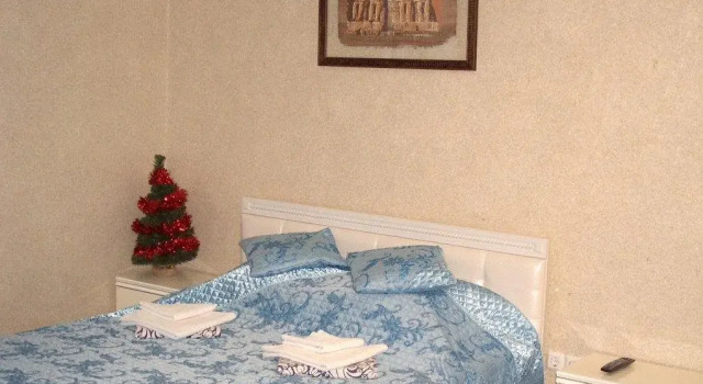 Hotel Four Rooms on Energetikov, Book Hotel Hotels in Tyumen Region with Parking, Parking
