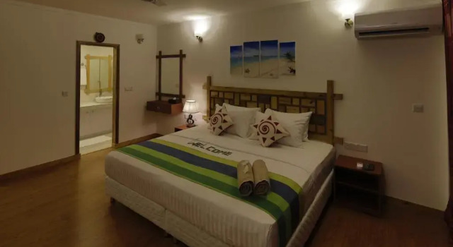 Deluxe Doppel Zimmer mit Balkon Shallow Lagoon Rasdhoo