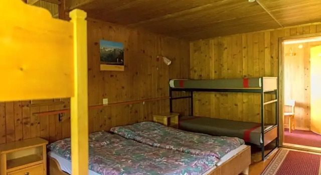 Chesa Selfranga, Buchen Sie Hotel Klosters-Serneus Klosters-Serneus