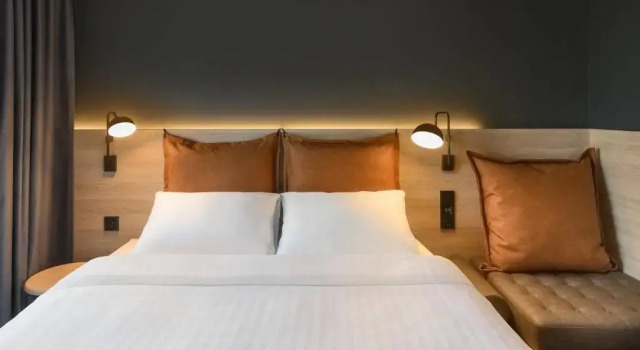 Двухместный номер Standard Moxy Stuttgart Feuerbach