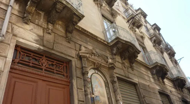 Palazzo Arcidiacono - luxury holidays, Забронировать Отель Катания Сицилия, рядом с Парк Вилла Беллини