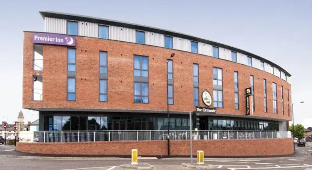 Номер Standard Premier Inn Newmarket