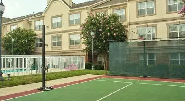 Residence Inn Charlotte Lake Norman, Забронировать Отель Отели и гостиницы Хантерсвилл, Отель