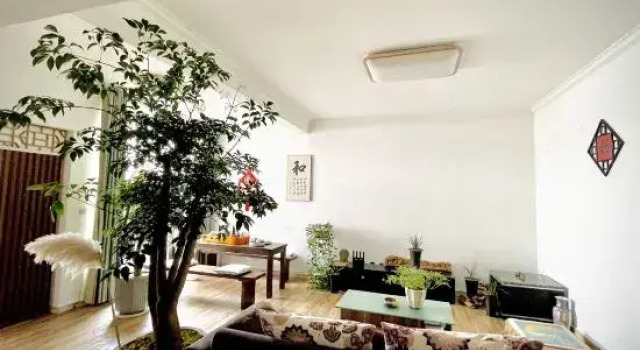 exude good luck residence