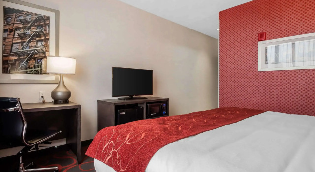 Двухместный номер Standard Comfort Inn & Suites near Stadium