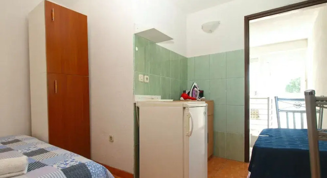 Apartment 700