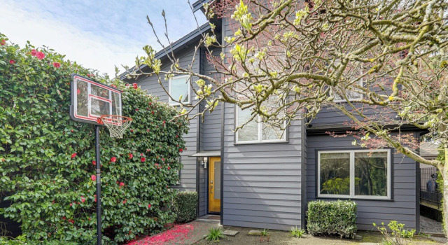 Modern Broadway Luxury: Spacious Seattle Home, Забронировать Дом для отпуска Коттеджи Сиэтла, рядом с Парк и кладбище Великой республиканской армии, Коттедж