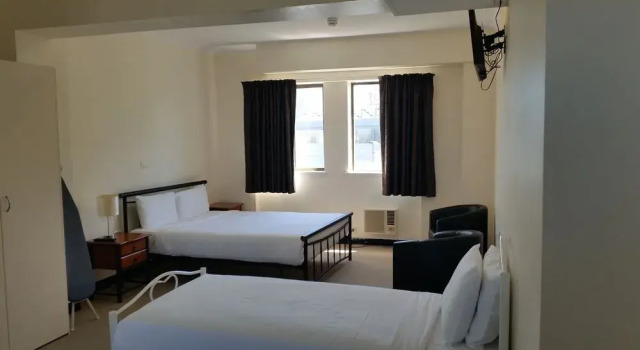 30 Darlinghurst