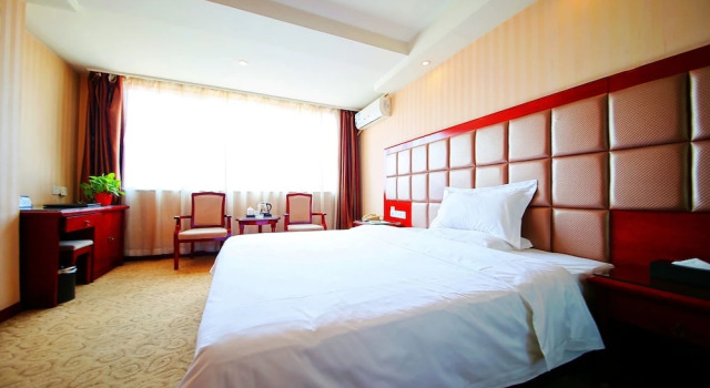Двухместный номер Deluxe Vienna Hotel Xi'an Railway Station