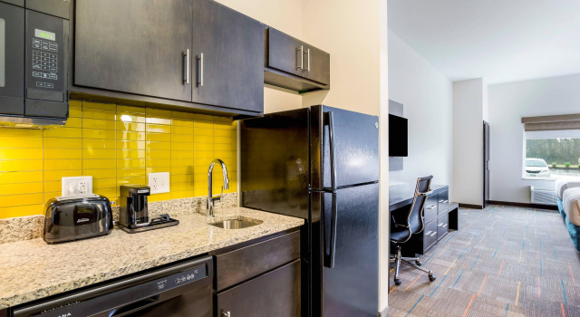 Четырёхместный люкс MainStay Suites Winfield-Teays Valley