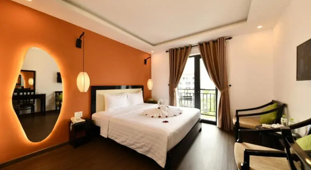 Двухместный номер Standard с балконом Hoi An Rose Garden Hotel