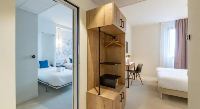 Семейный номер Standard Brit Hotel Ker Lann Aeroport - Parc Expo