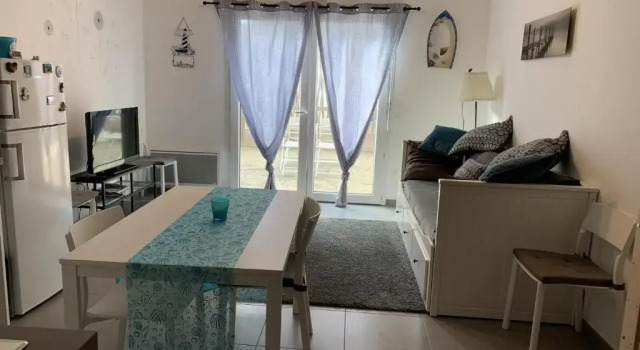 Charmante Maisonnette Proche de la Mer avec Jardin, Parking, et Toutes Commodités à Quend-Plage - FR-1-482-73, Забронировать Отель Кен Somme Bay