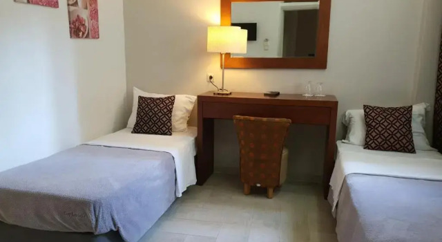 Семейный номер Standard с частичным видом на море Chryssi Akti, Sure Hotel Collection