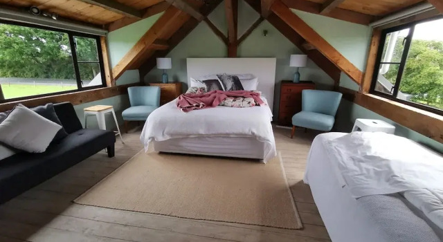 The House With No Nails, Rezervasyon Bed and Breakfast  
