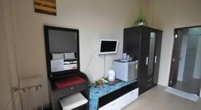Bounty Kata Guesthouse, Забронировать Отель Карон Бич остров Пхукет