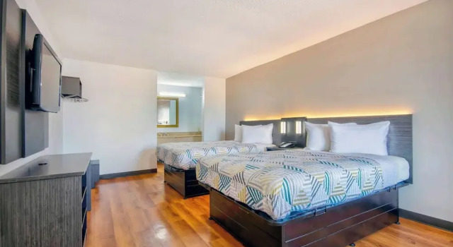 Четырёхместный номер Standard Motel 6 Bossier City, La