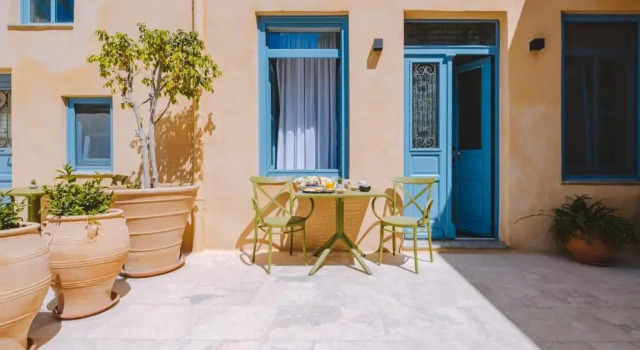 Люкс с видом на сад Casita Del Sol Suites