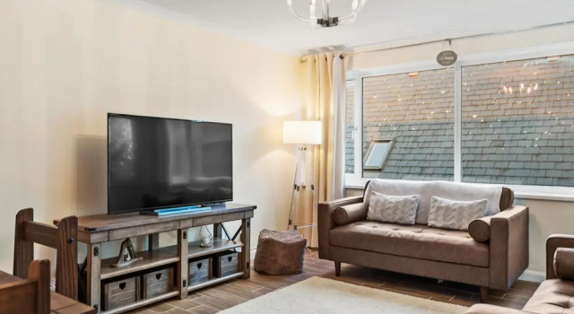 Monkstone Court - Close to Village and Beach