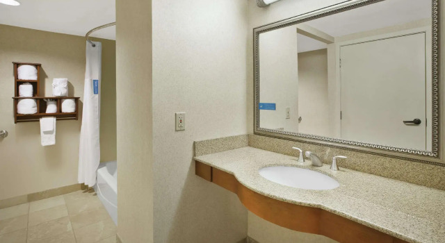 Двухместный номер Standard Hampton Inn Richmond-West Innsbrook