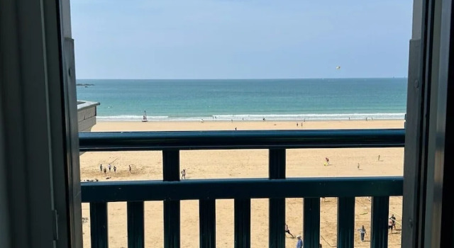 Двухместный номер Standard с балконом и с видом на море Hôtel Les Charmettes - Saint Malo